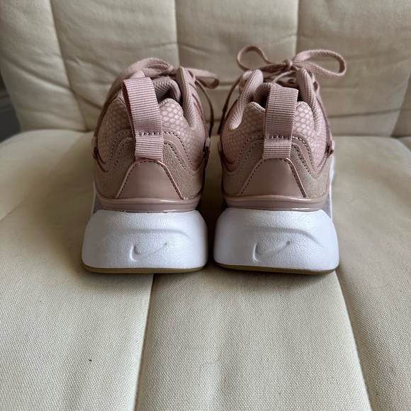 Nike Pink Ryz Shoes - Picture 2 of 5